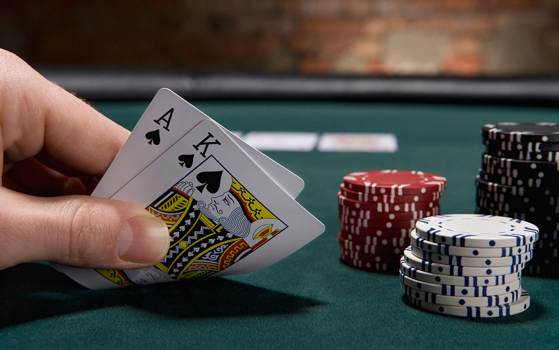 Game bài poker là gì